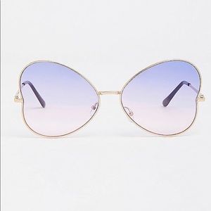 Heart Shaped Lilac sun glasses